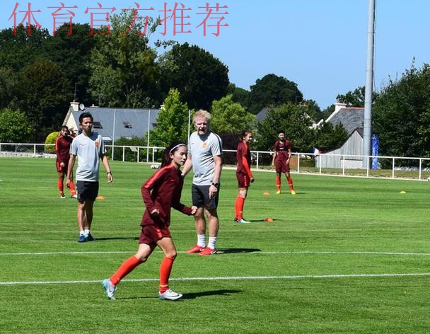 Bonjour(你好)! 世青赛! Bonjour(你好)! 世青赛!